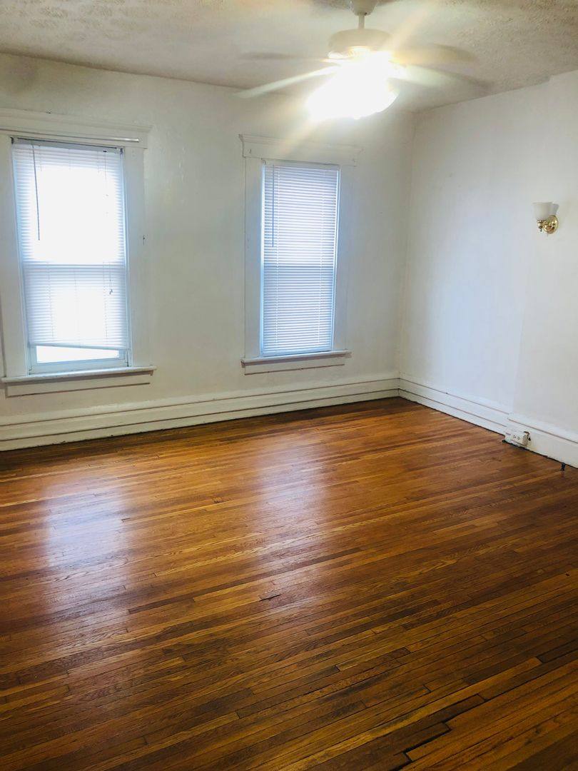 Apartment for rent at 113-121 W 9th Ave, Columbus, OH 43201