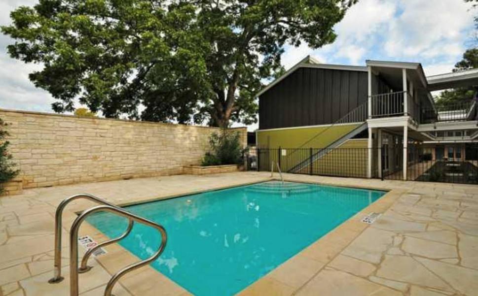 Apartment for rent at 2526 Durwood St, Austin, TX 78704