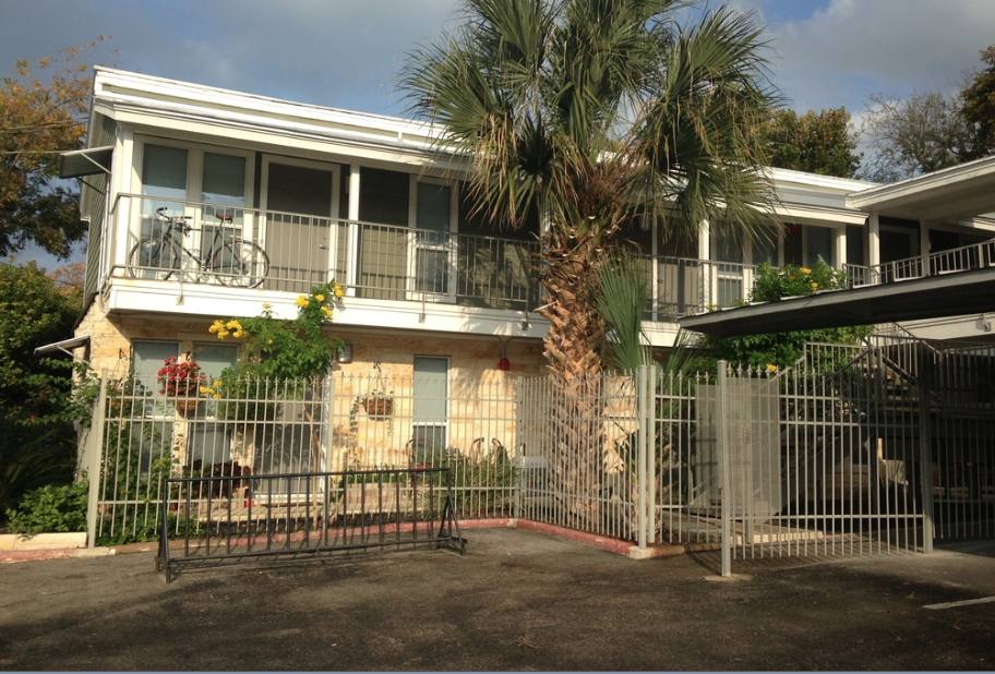 Apartment for rent at 2526 Durwood St, Austin, TX 78704