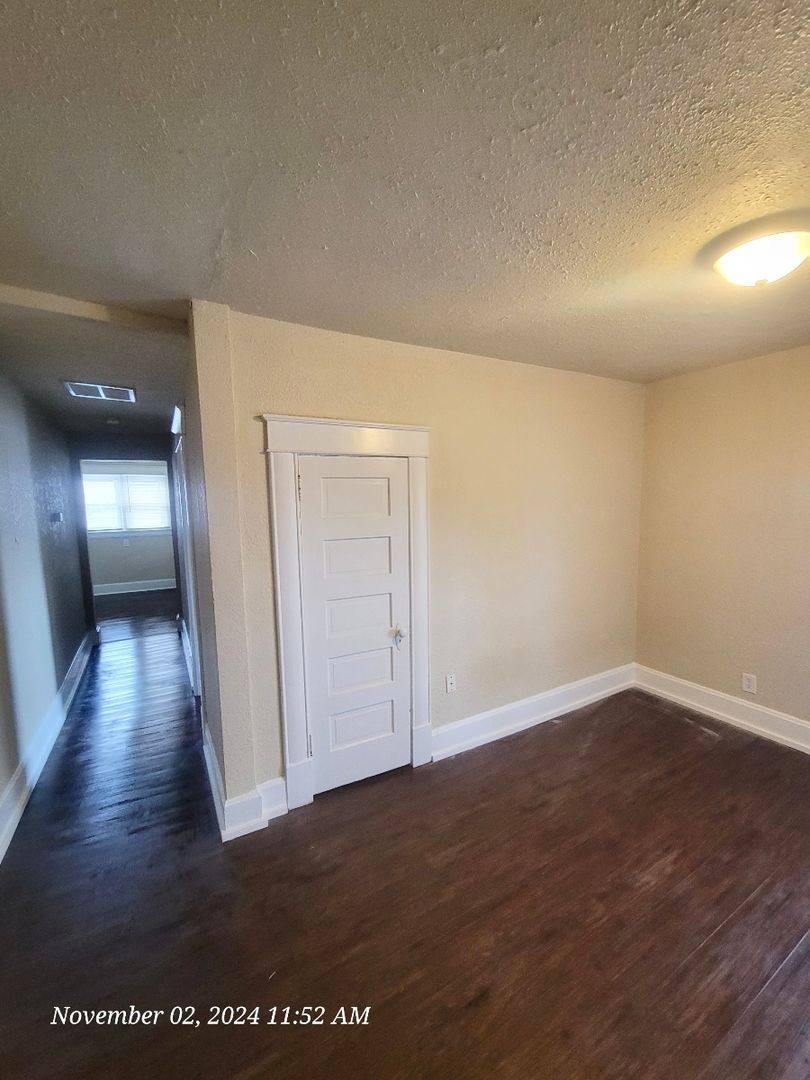 Apartment for rent at 823 S Jefferson Ave, Springfield, MO 65806