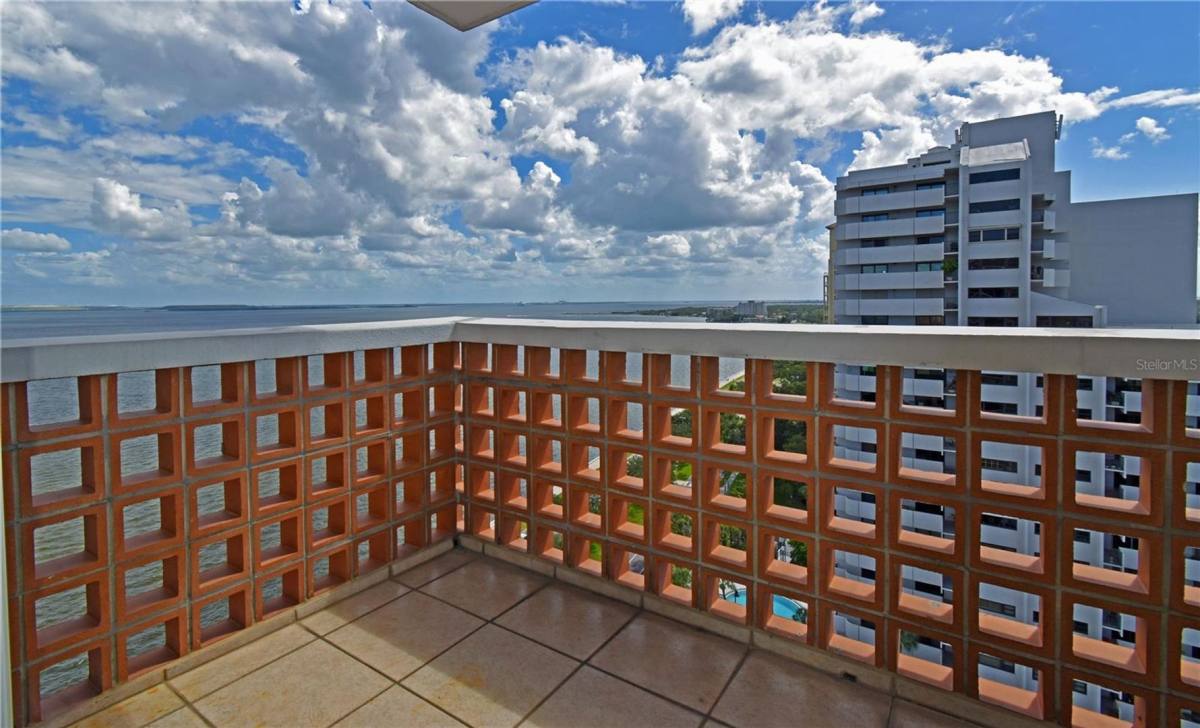 Condo for rent at 4015 Bayshore Blvd, Tampa, FL 33611