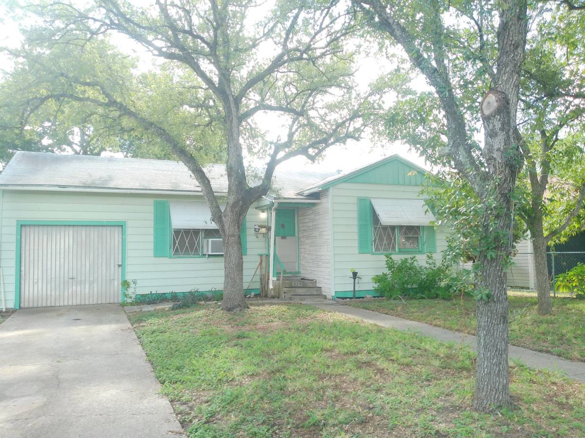 House for rent at 4322 Fir St, Corpus Christi, TX 78411