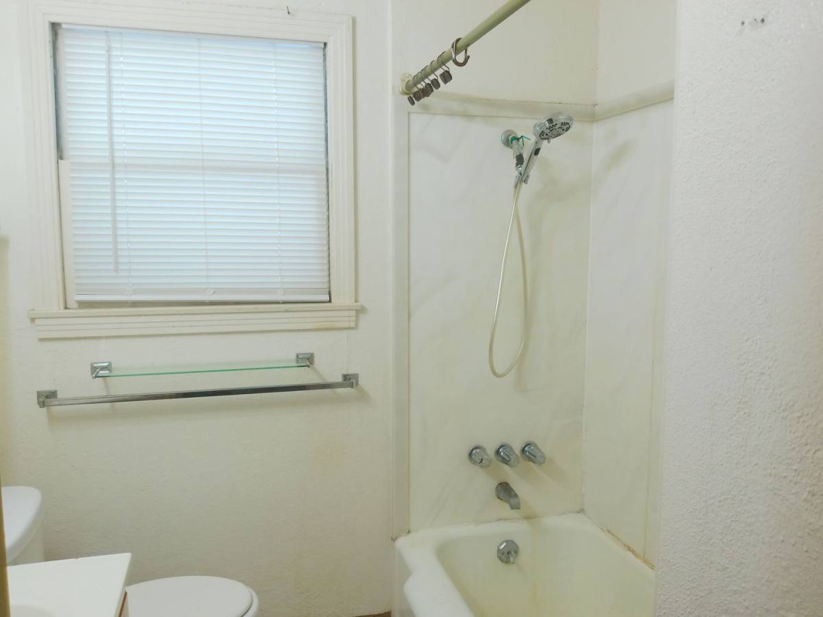 House for rent at 4322 Fir St, Corpus Christi, TX 78411