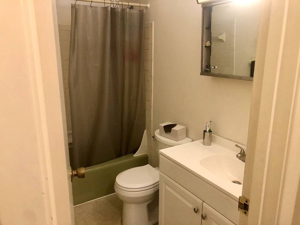 Apartment for rent at 2024 Iuka Ave, Columbus, OH 43201