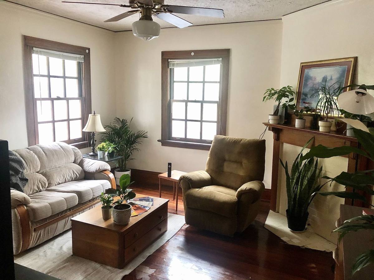 Apartment for rent at 2026 Iuka Ave, Columbus, OH 43201