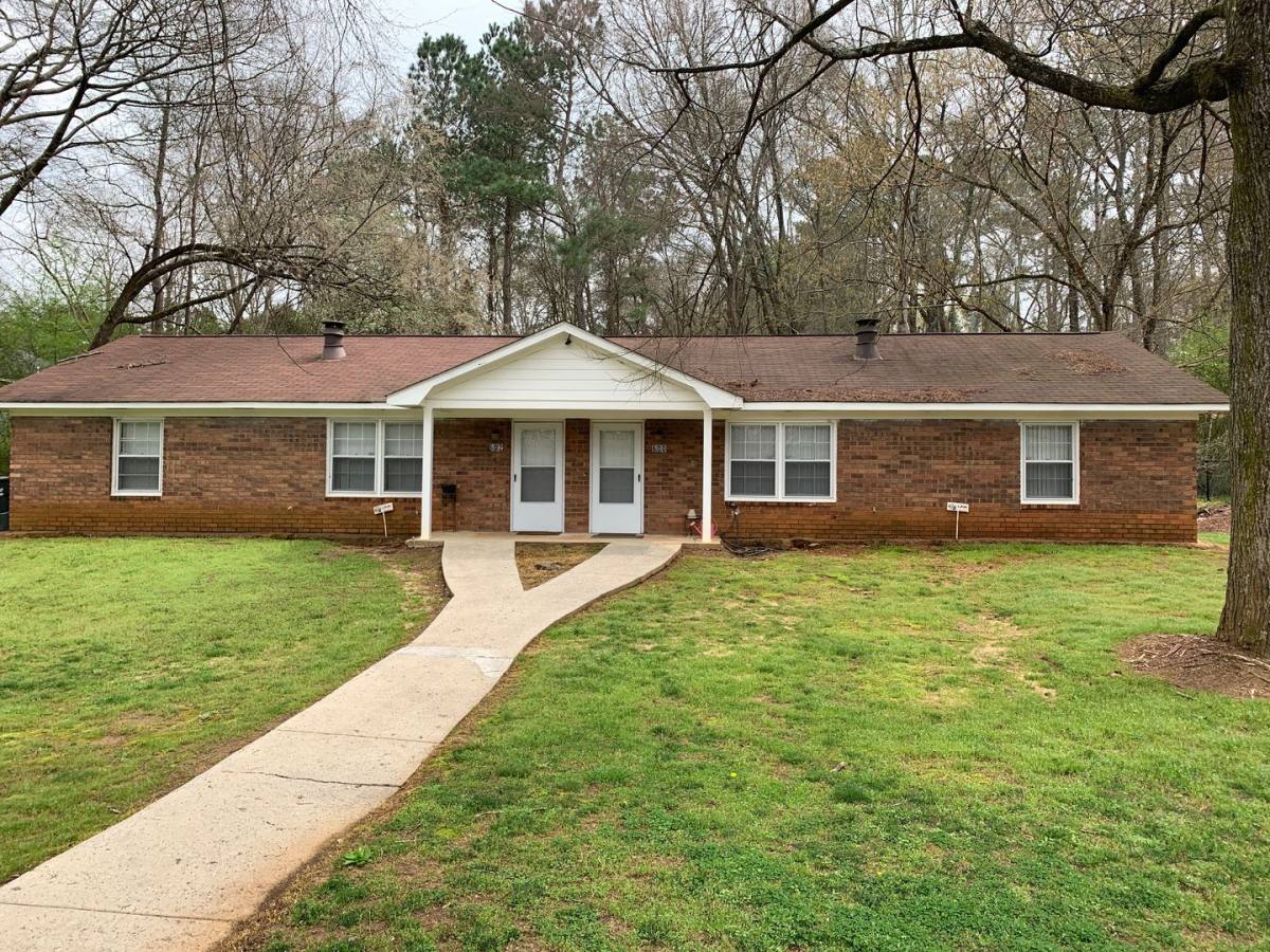 Apartment for rent at 600-602 Freeman Dr, Athens, GA 30601