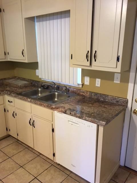 Apartment for rent at 600-602 Freeman Dr, Athens, GA 30601