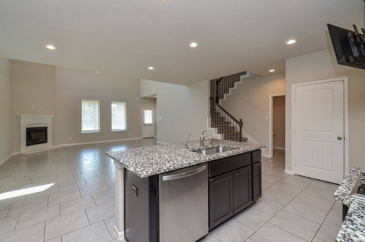 House for rent at 4015 Prairie Landing Lane, Katy, TX 77494