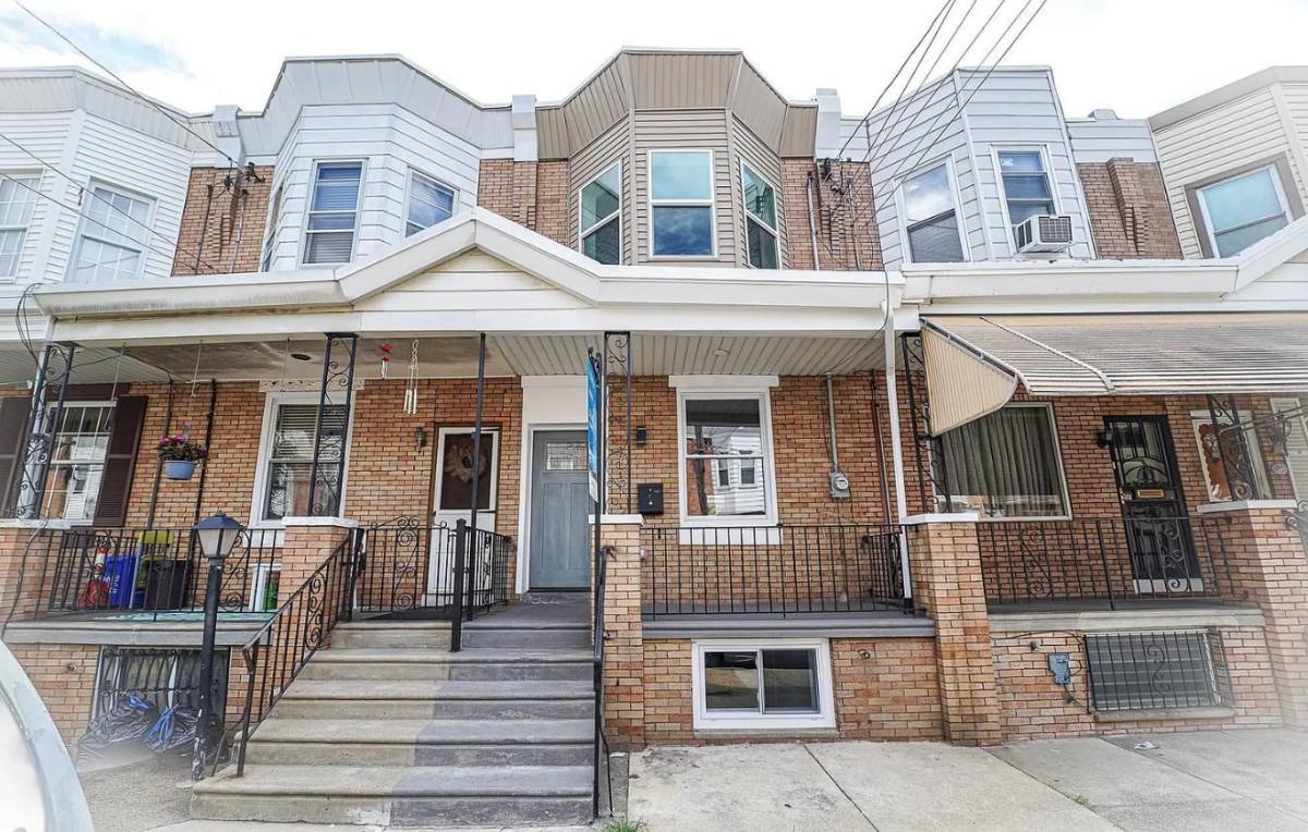 Townhouse for rent at 3131 Memphis St, Philadelphia, PA 19134