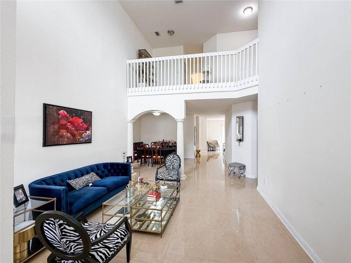 Townhouse for rent at 8160 NW 116th Ave, Miami, FL 33178