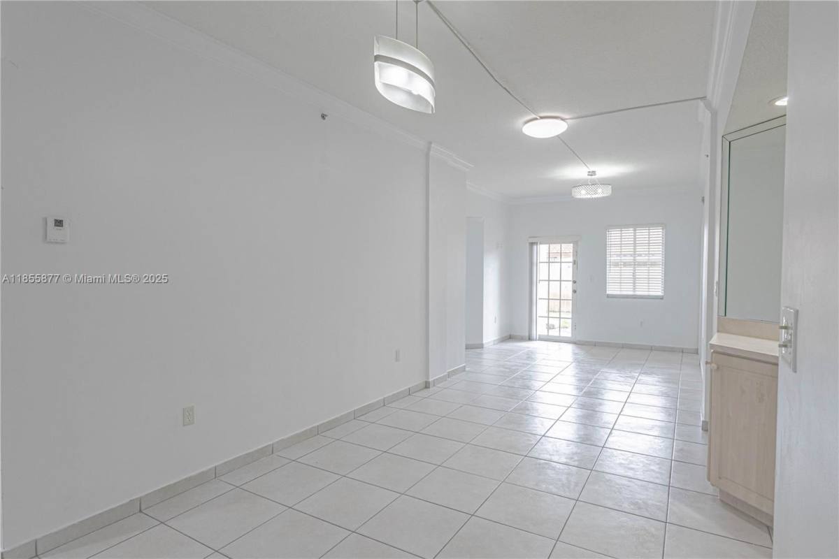 Apartment for rent at 17405 NW 75th Place, Hialeah, FL 33015