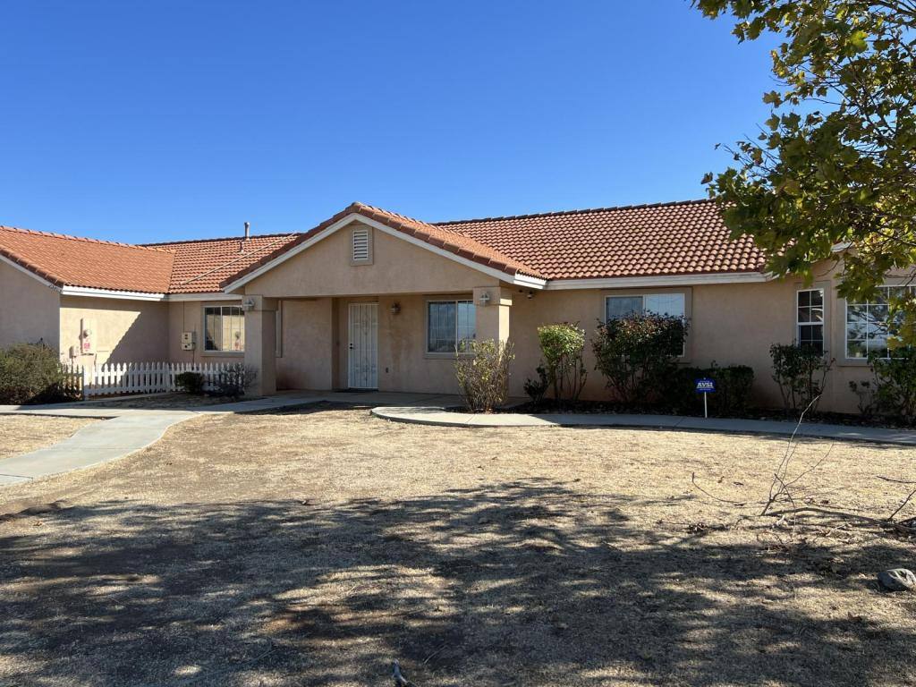 25805 McLaughlin Rd, Menifee, CA 92585