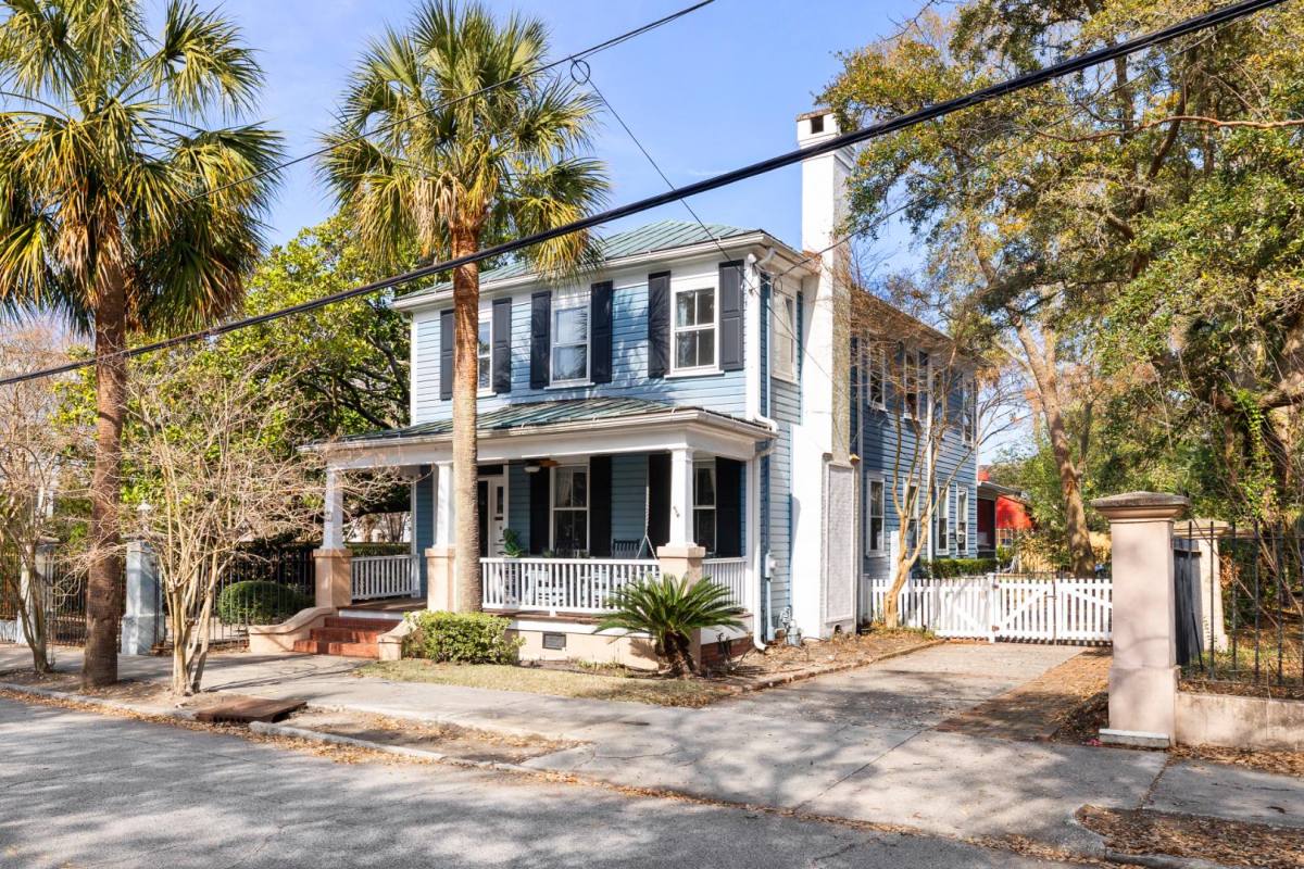 House for rent at 56 Gadsden St, Charleston, SC 29401