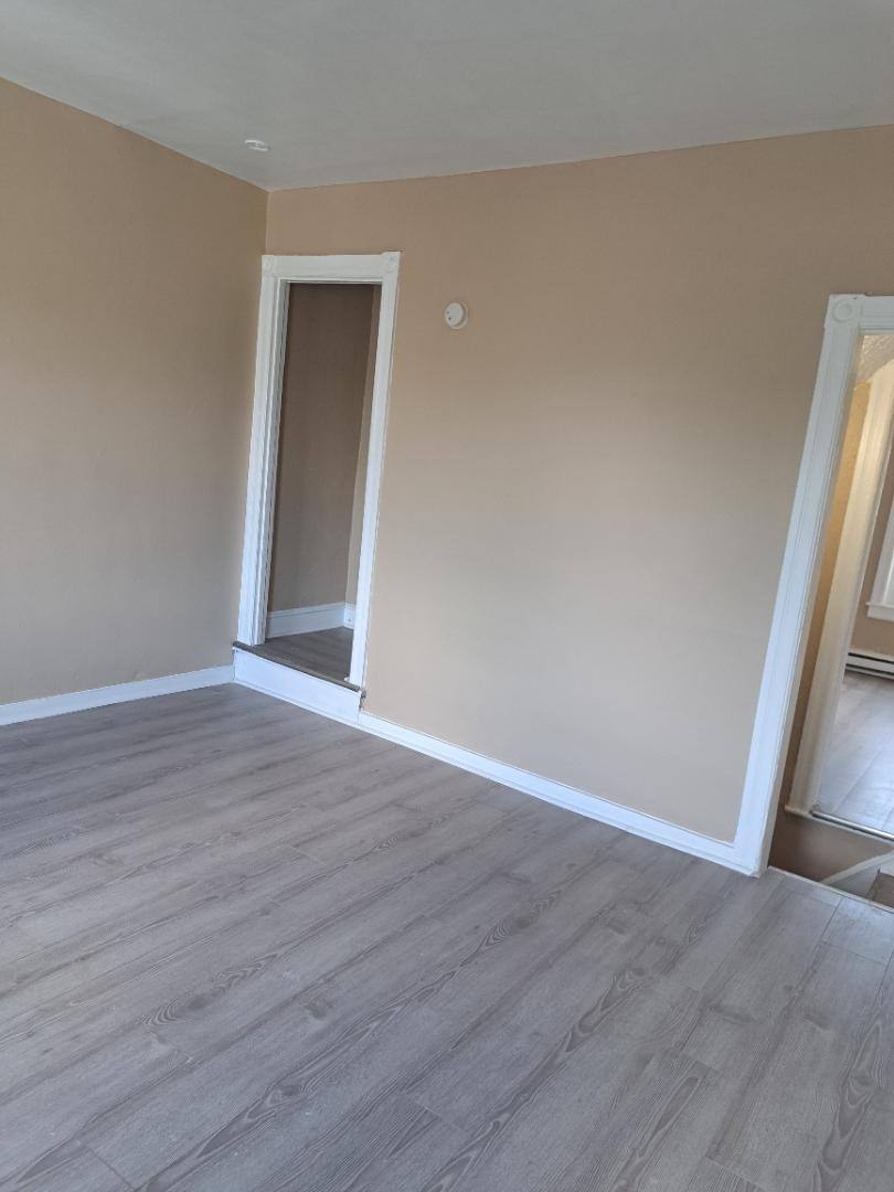 House for rent at 513 N 4th St, Allentown, PA 18102