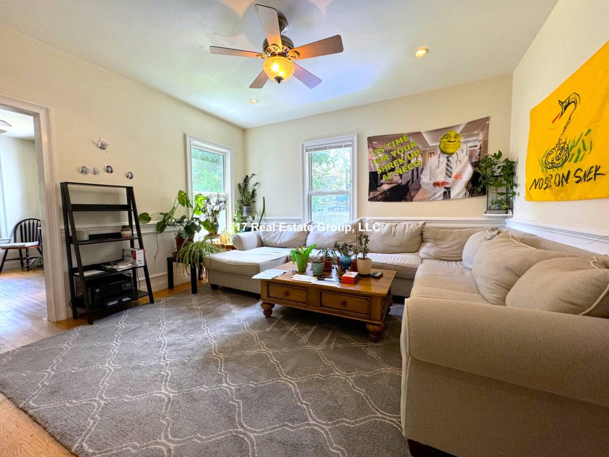 Townhouse for rent at 61 Brentwood St #TH, Allston, MA 02134