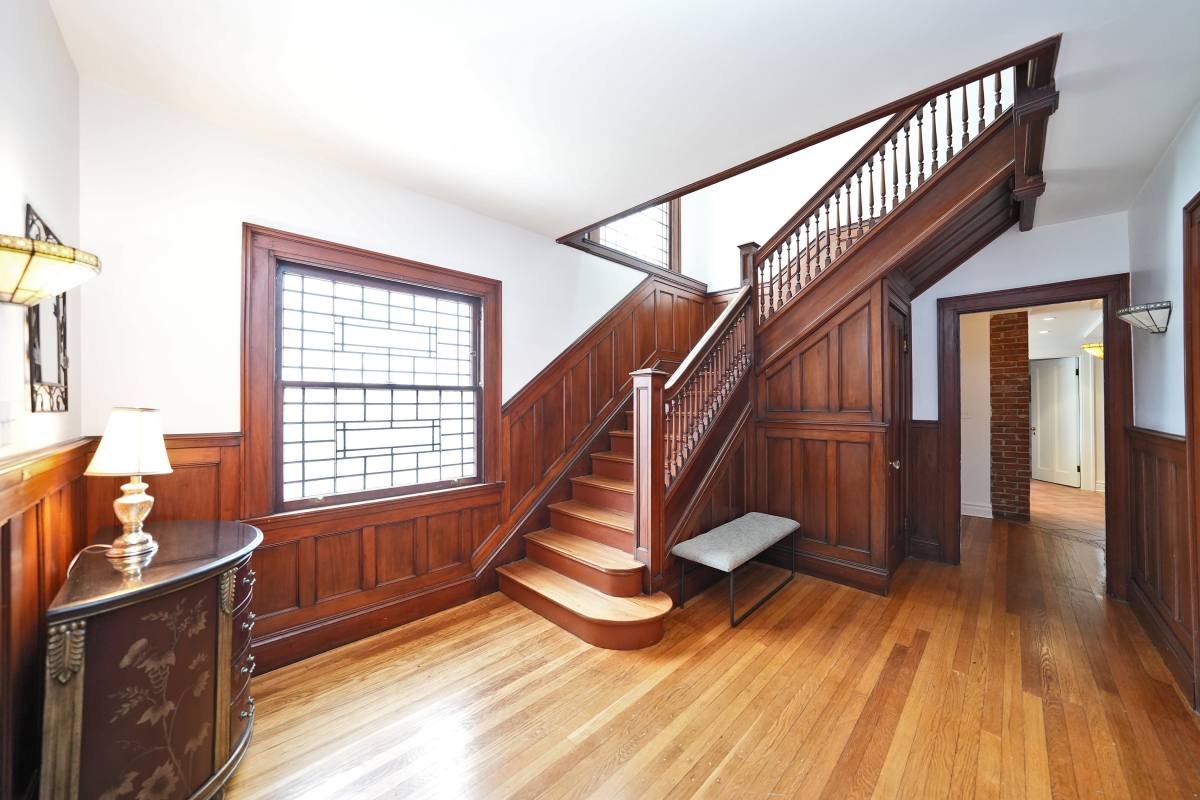 Apartment for rent at 664 Auburn Ave #1, Buffalo, NY 14222