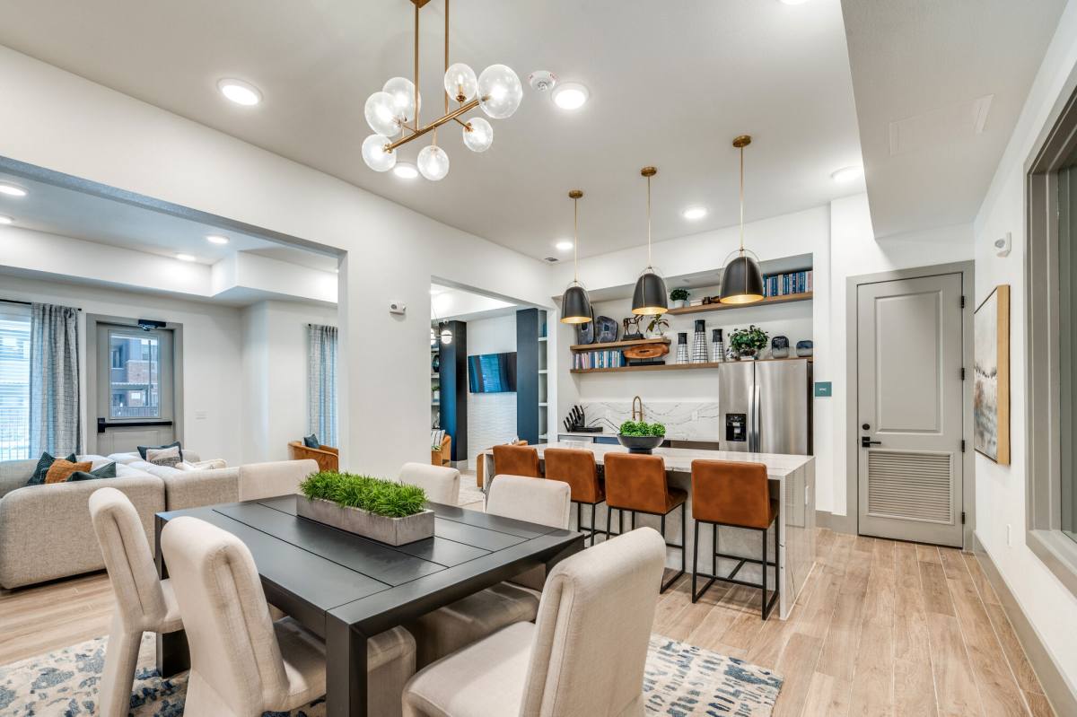Apartment for rent at Palladium Oak Grove, 932 Oak Grove Rd, Fort Worth, TX 76115