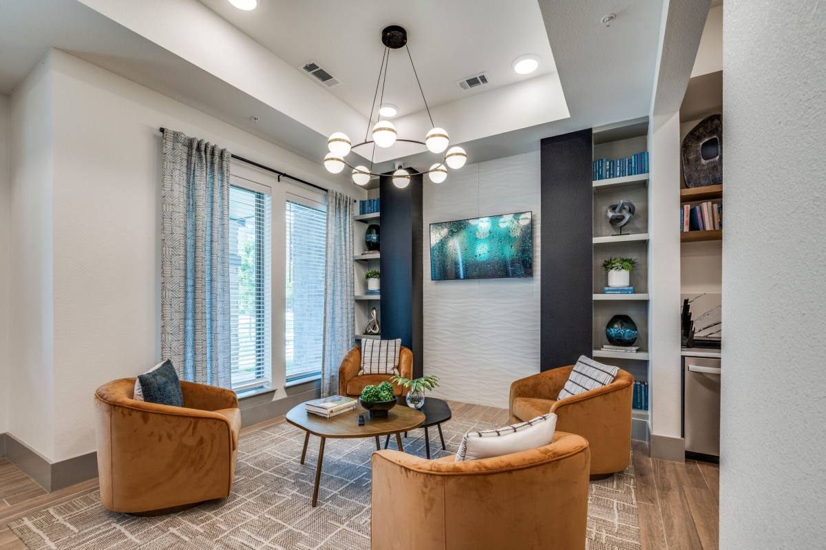 Apartment for rent at Palladium Oak Grove, 932 Oak Grove Rd, Fort Worth, TX 76115