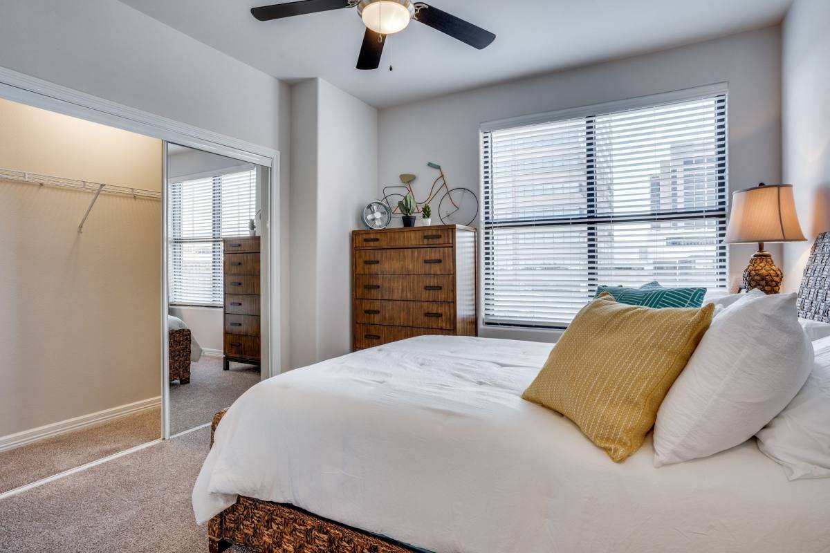 Apartment for rent at Verona By Palladium, 13330 Noel Rd, Dallas, TX 75240