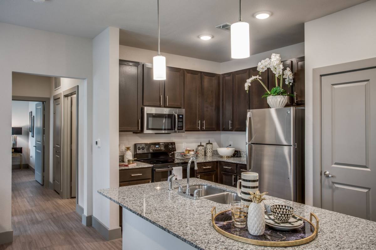 Apartment for rent at Palladium Glenn Heights, 2400 S Hampton Rd, Red Oak, TX 75154