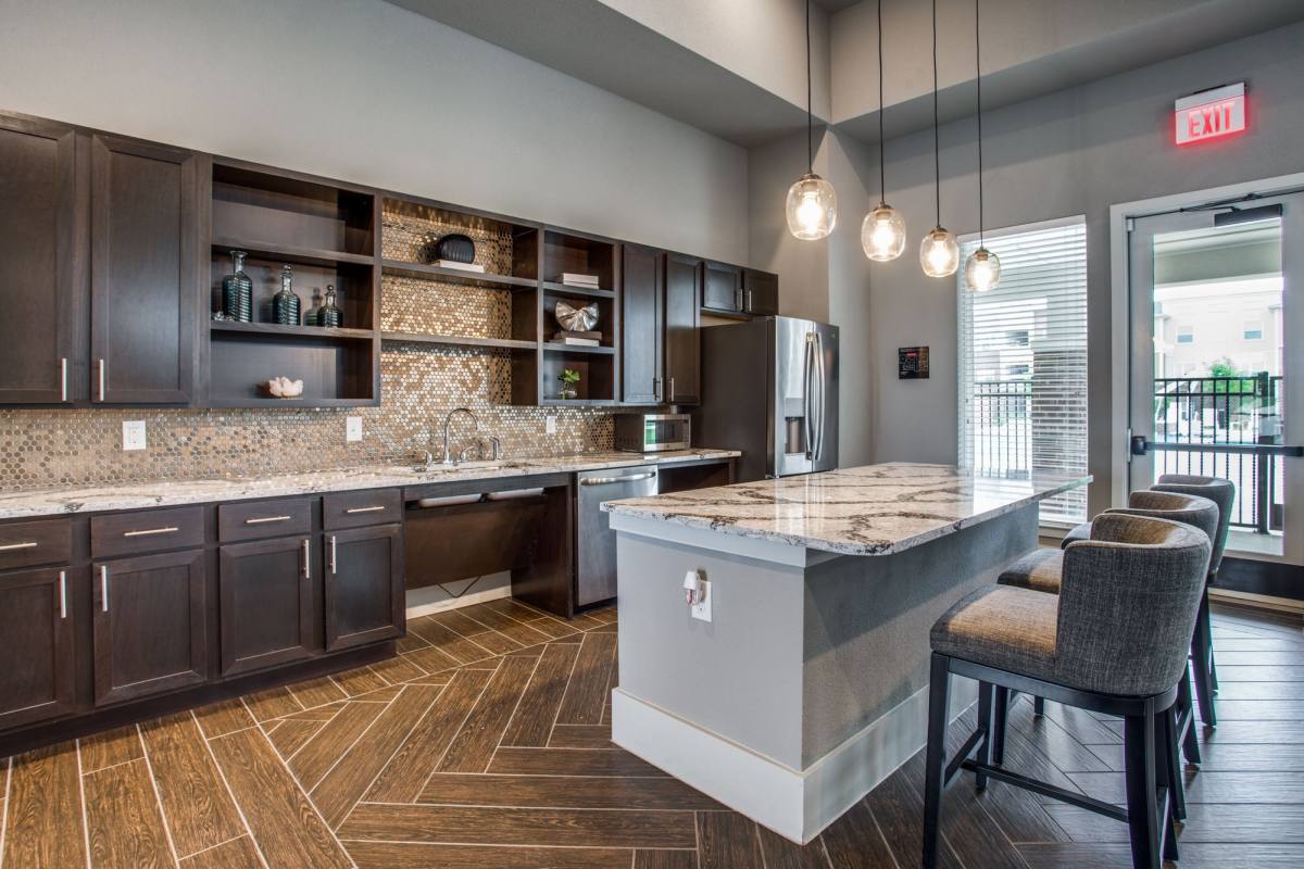 Apartment for rent at Palladium Glenn Heights, 2400 S Hampton Rd, Red Oak, TX 75154