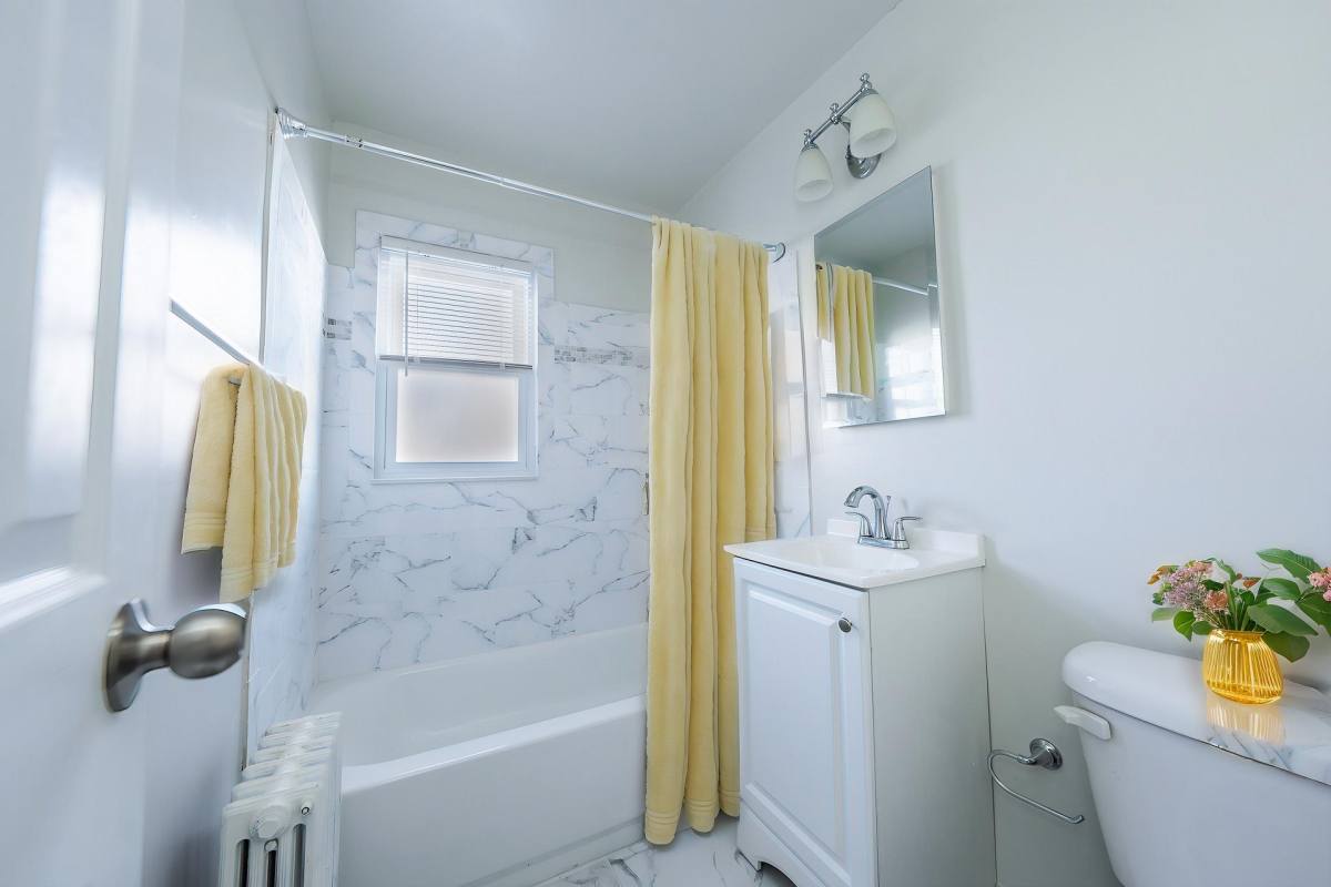 Apartment for rent at 373-437 W Hazelwood Ave, Rahway, NJ 07065