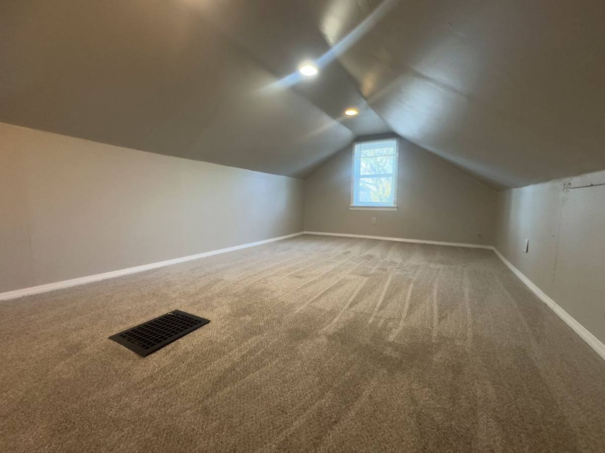 House for rent at 6837 Bradley Ave, Saint Louis, MO 63139