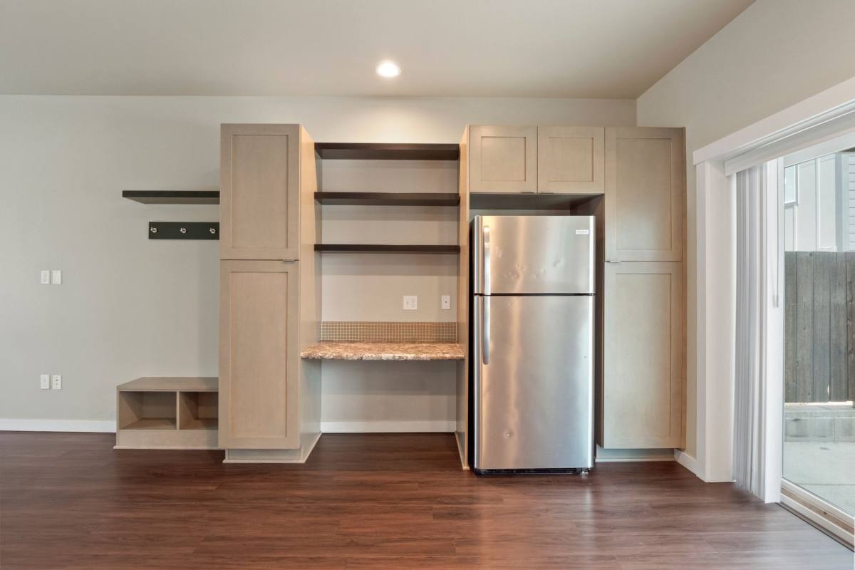 Townhouse for rent at 303 S Felts Lane, Spokane, WA 99206