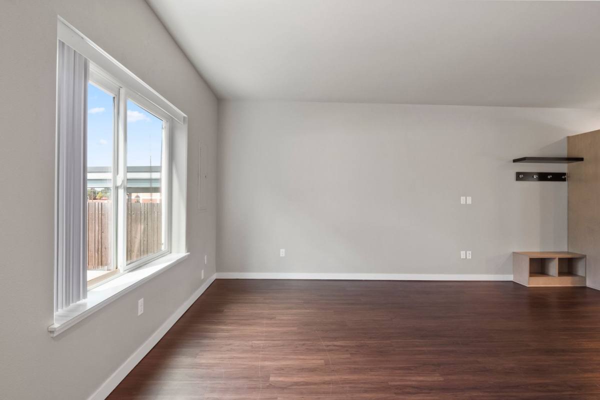 Townhouse for rent at 303 S Felts Lane, Spokane, WA 99206
