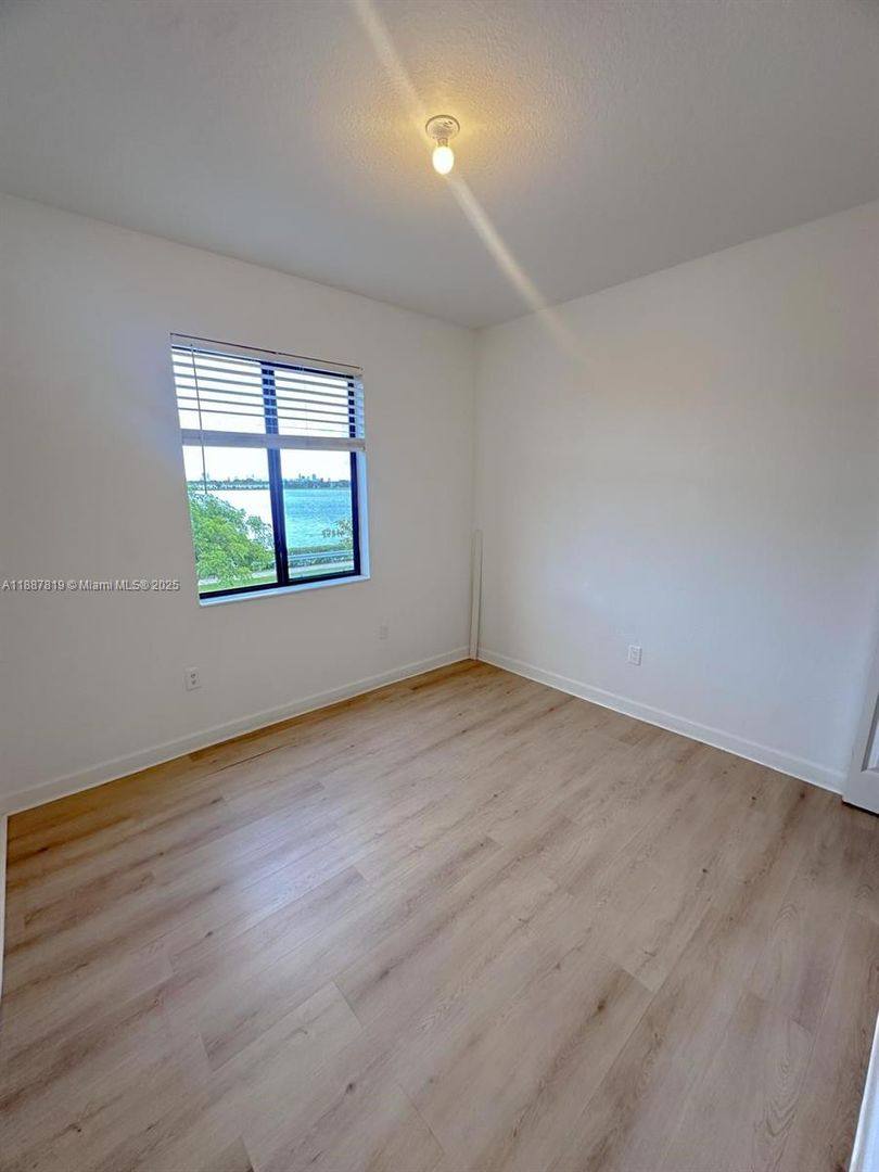 Townhouse for rent at 20634 NE 2nd Court, Miami, FL 33179