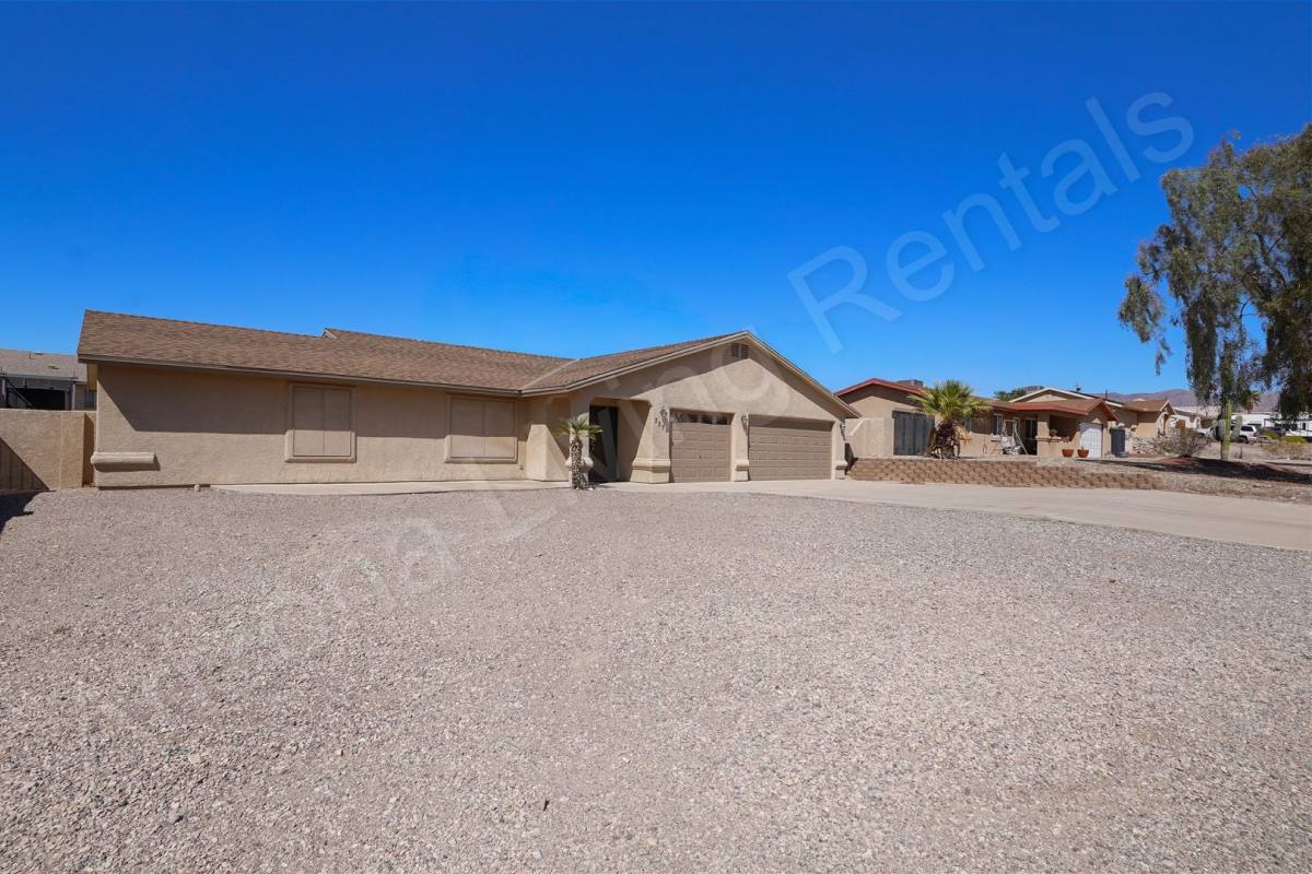 House for rent at 3275 Baysinger Dr, Lake Havasu City, AZ 86406
