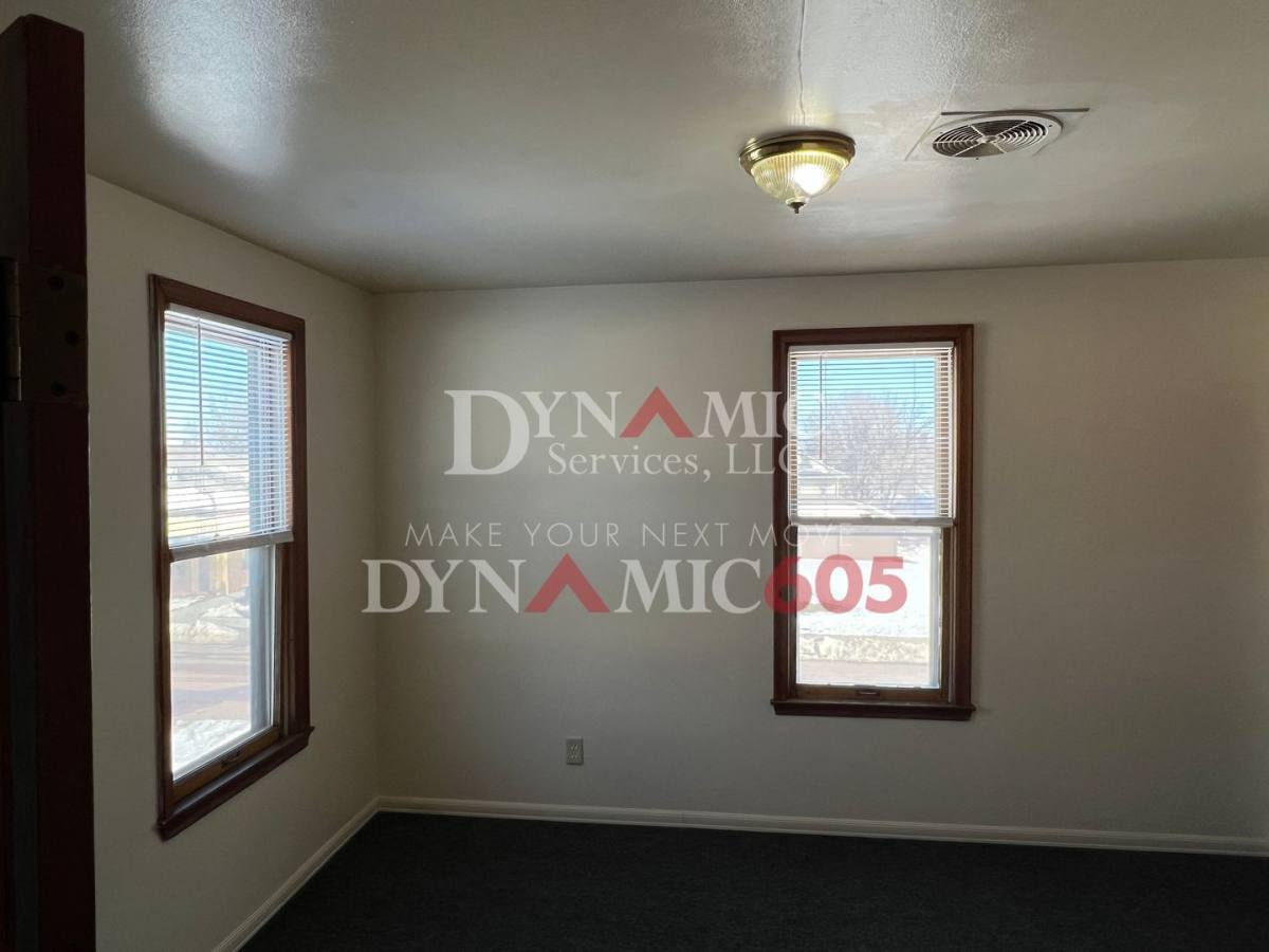 Apartment for rent at 233 S Duluth Ave, Sioux Falls, SD 57104
