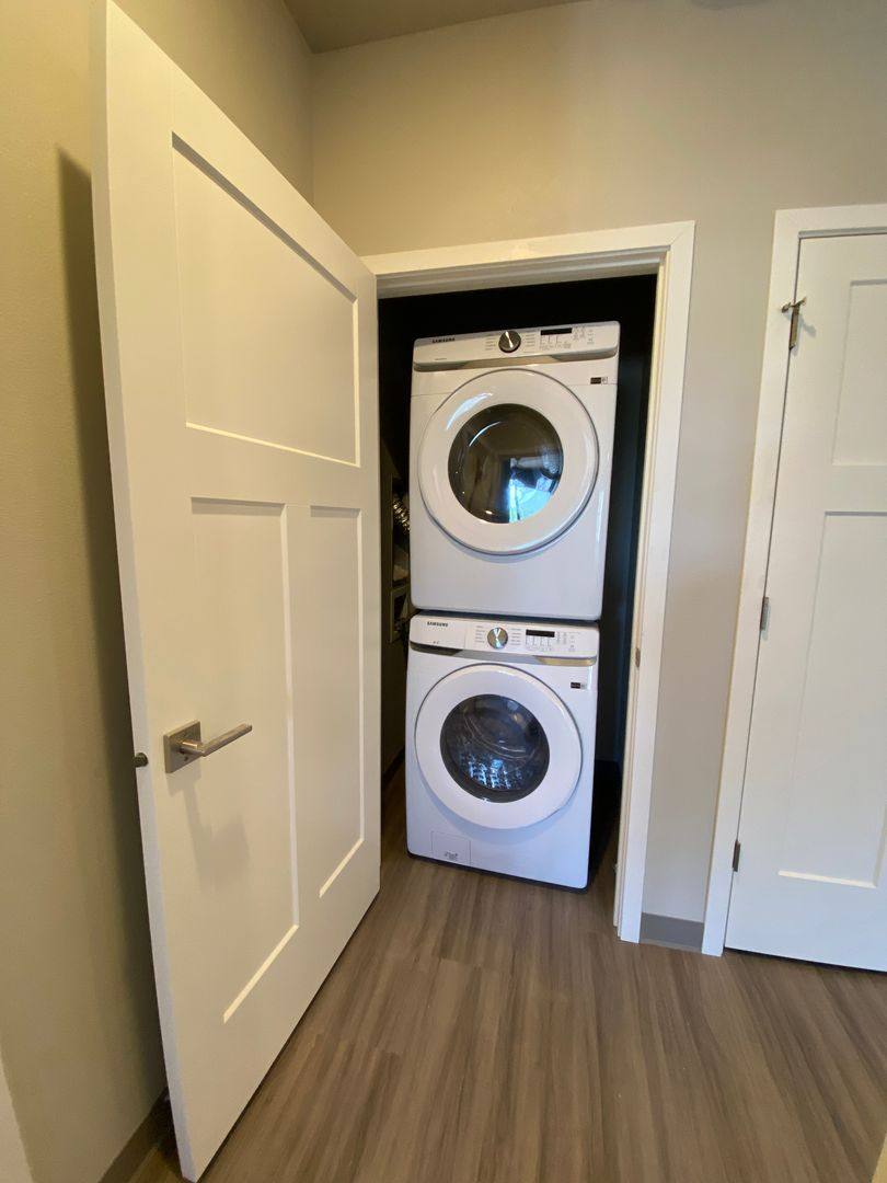 Apartment for rent at 1401 Aster Dr, Tiffin, IA 52340