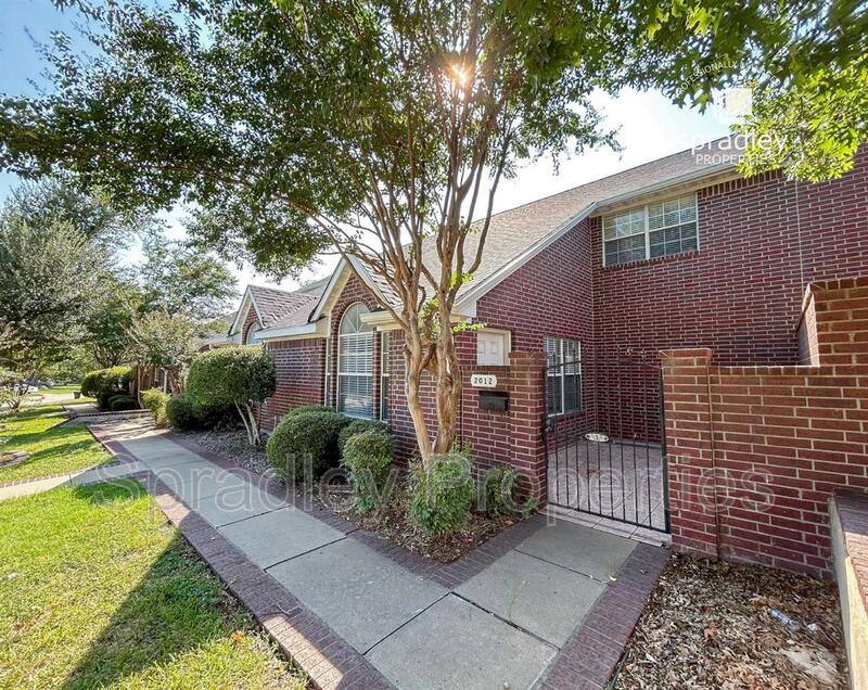 Townhouse for rent at 2012 S 55th St, Temple, TX 76504