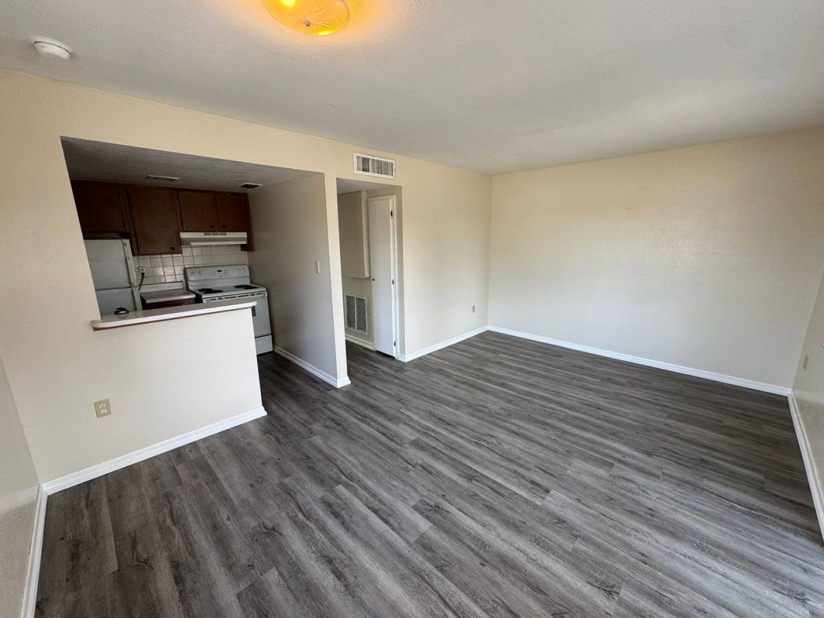 Apartment for rent at 38010 14th Ave, Zephyrhills, FL 33542