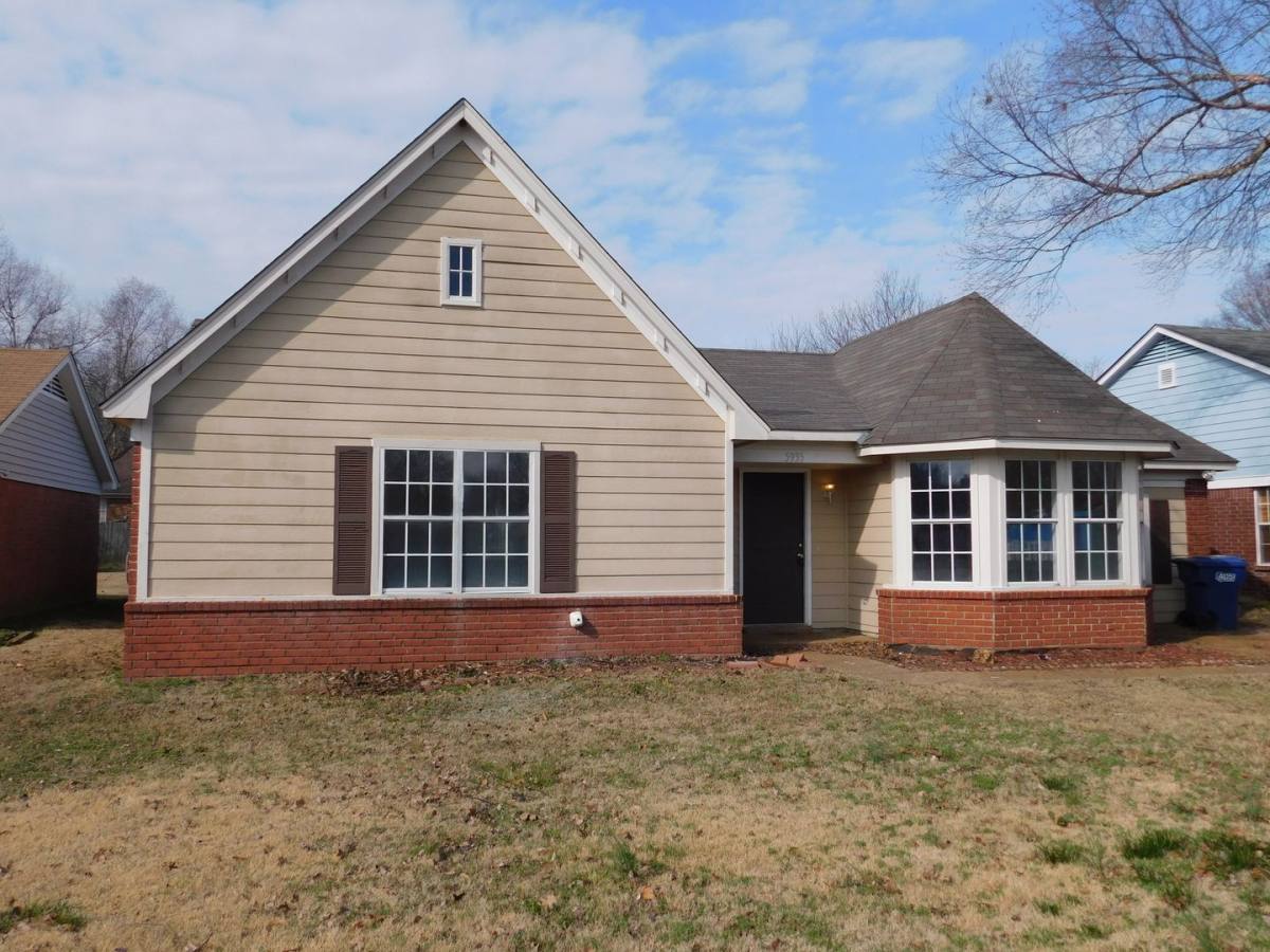 House for rent at 5935 Kentwood Dr, Horn Lake, MS 38637