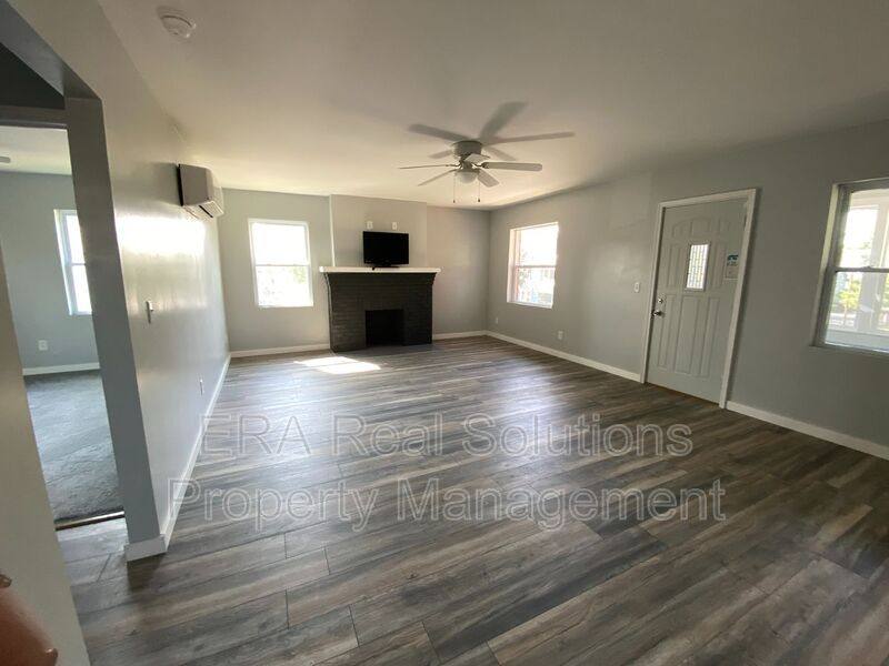 Apartment for rent at 1106 Oakwood Ave, Columbus, OH 43206