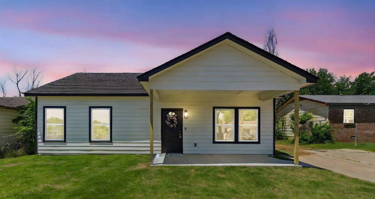 House for rent at 6004 N Garrison Place, Tulsa, OK 74126