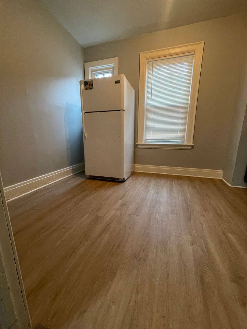 Apartment for rent at 52 Locust St, Buffalo, NY 14204