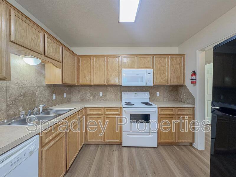 Townhouse for rent at 130 Lacey Lou Lane, Salado, TX 76571