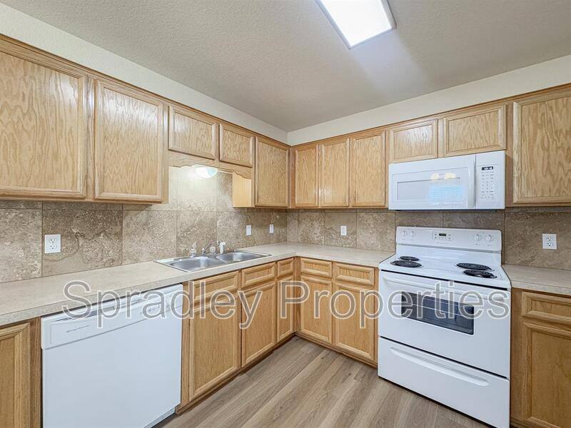 Townhouse for rent at 130 Lacey Lou Lane, Salado, TX 76571