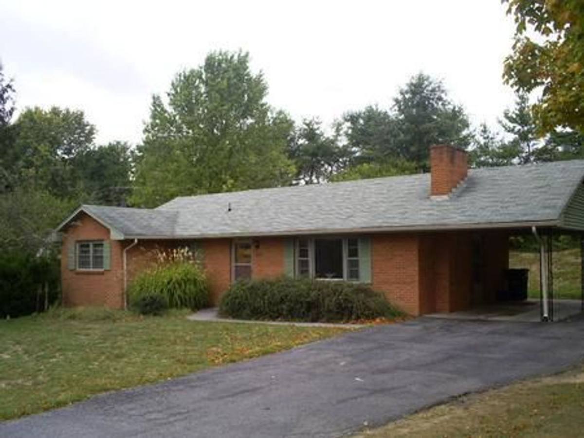 House for rent at 600 Broce Dr, Blacksburg, VA 24060