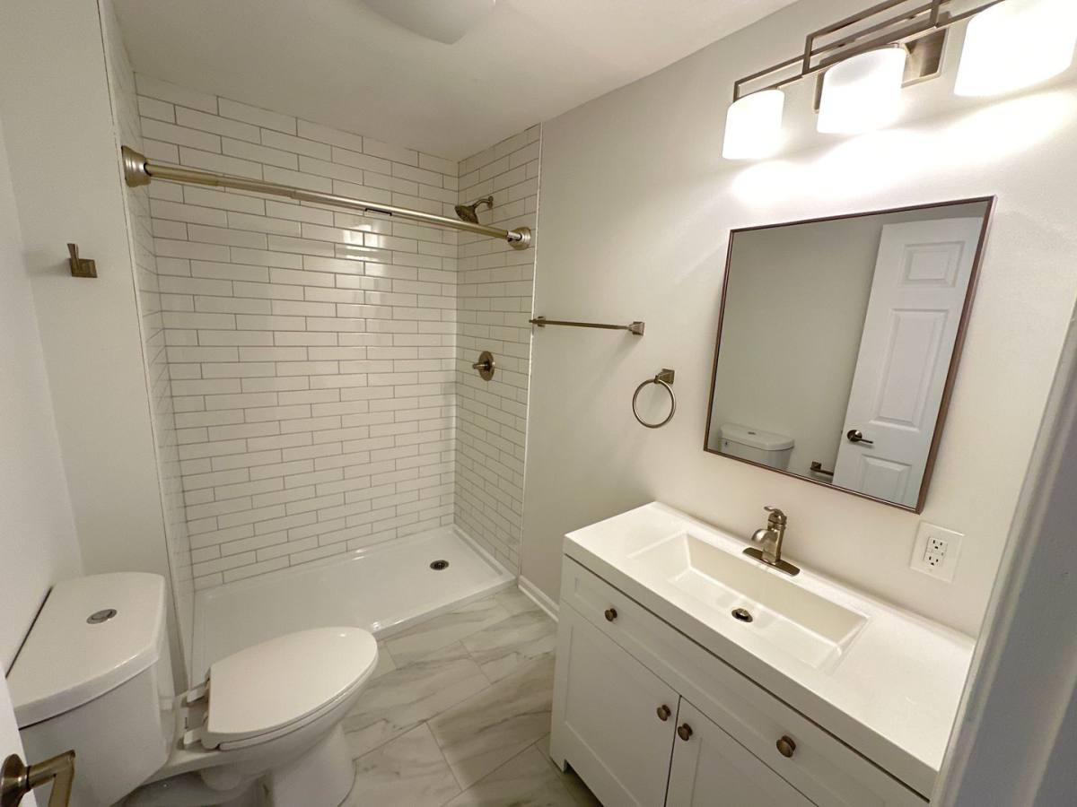 Apartment for rent at 1722 Summit St, Columbus, OH 43201