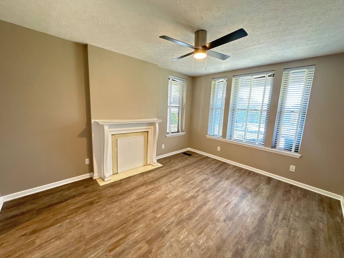 Apartment for rent at 1722 Summit St, Columbus, OH 43201