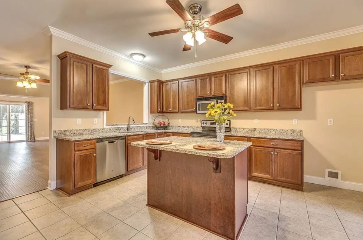 House for rent at 2208 Stanford Court, Murfreesboro, TN 37130