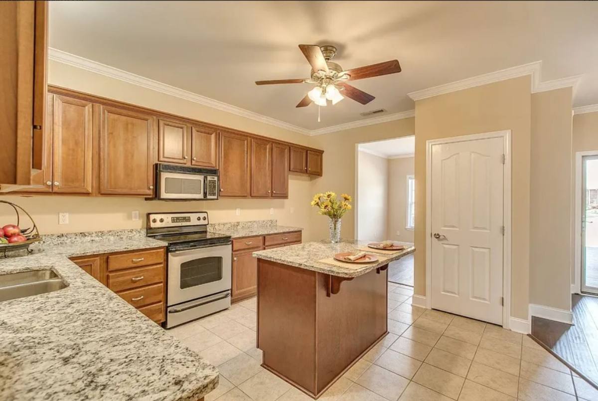 House for rent at 2208 Stanford Court, Murfreesboro, TN 37130