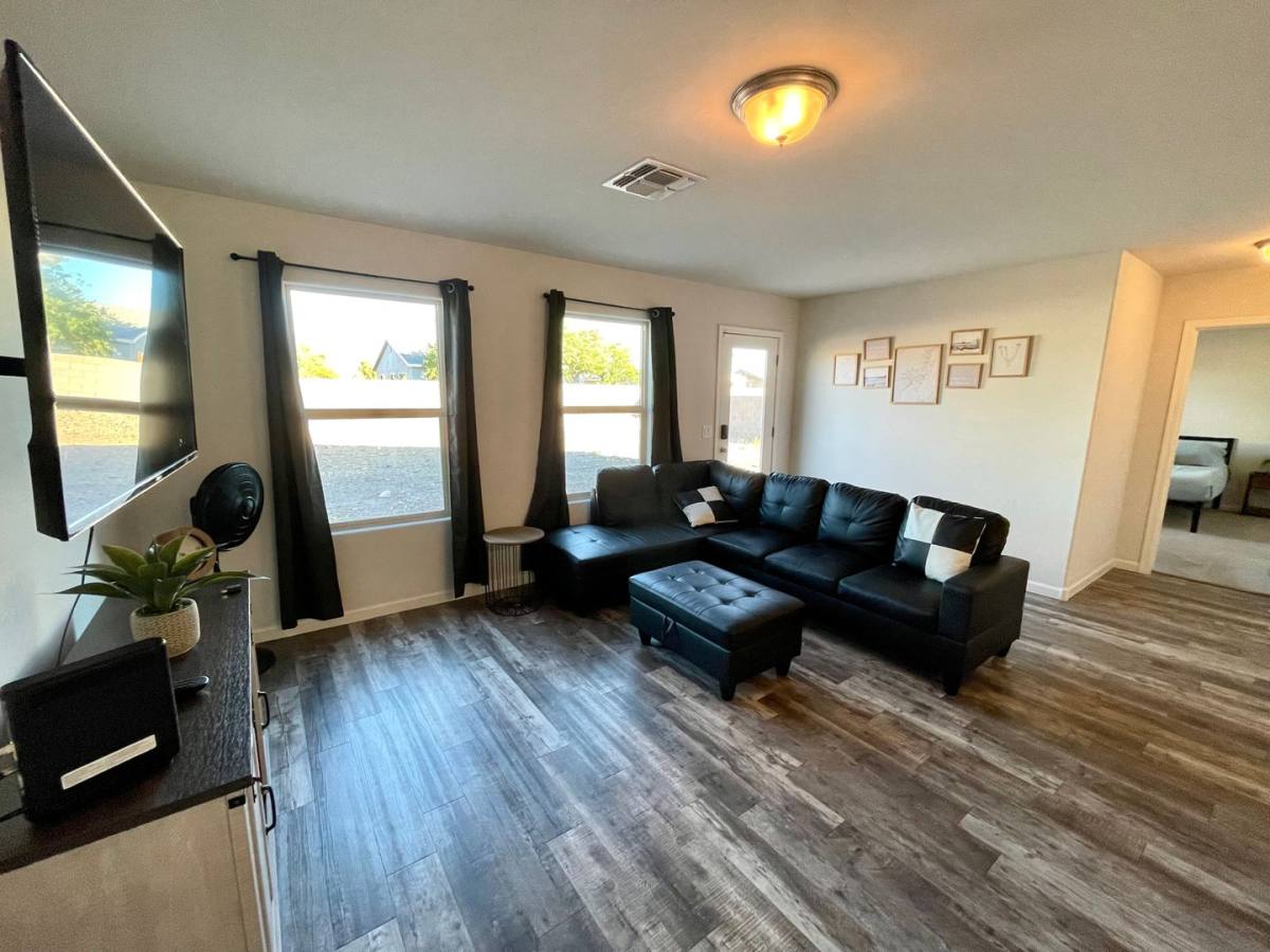 House for rent at 564 Holly St, Bullhead City, AZ 86442