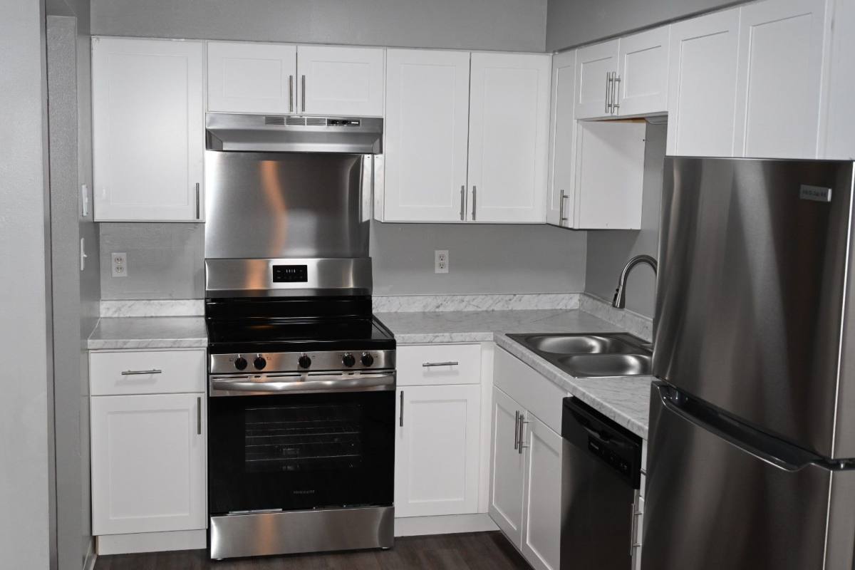 Apartment for rent at 7936 Timber Ridge Dr, Indianapolis, IN 46219