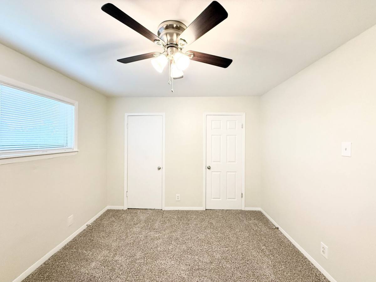Apartment for rent at 3629 N Macgregor Way, Houston, TX 77004