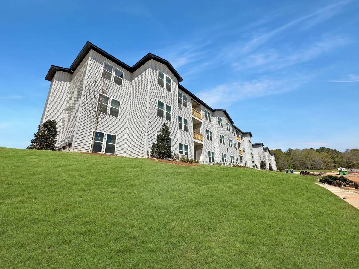 Apartment for rent at 651 Osigian Blvd, Warner Robins, GA 31088